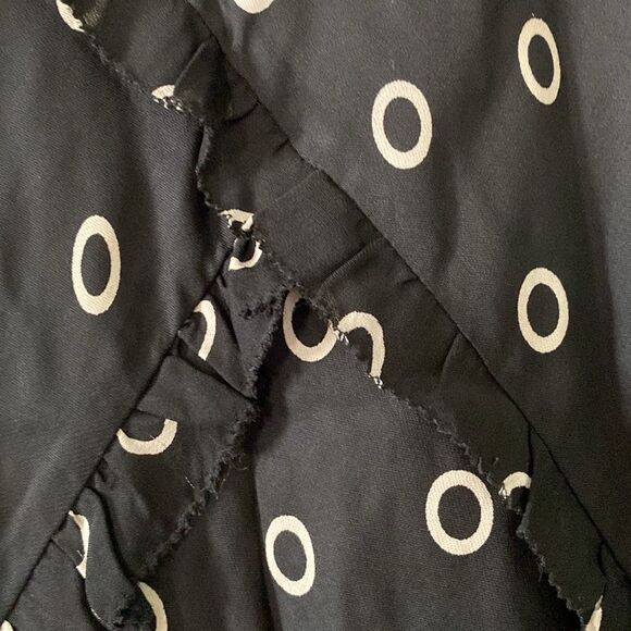 100% Silk Ruffle Skirt by Sandra King. Size 12 - Picture 7 of 7